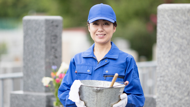 お墓のお掃除